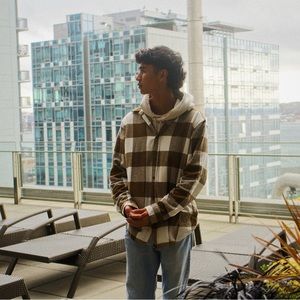 Meet your Posher, Blake